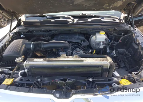 2019 Ram 1500 Laramie 4X2 5'7 Box from USA, damaged, VIN 1C6RREJT0KN558110